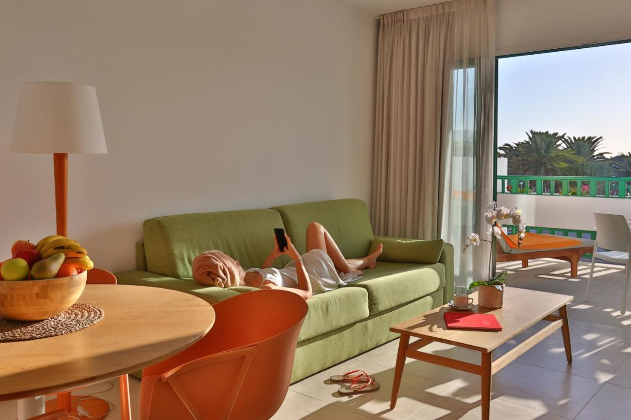 Nazaret Apartments Costa Teguise Exteriör bild