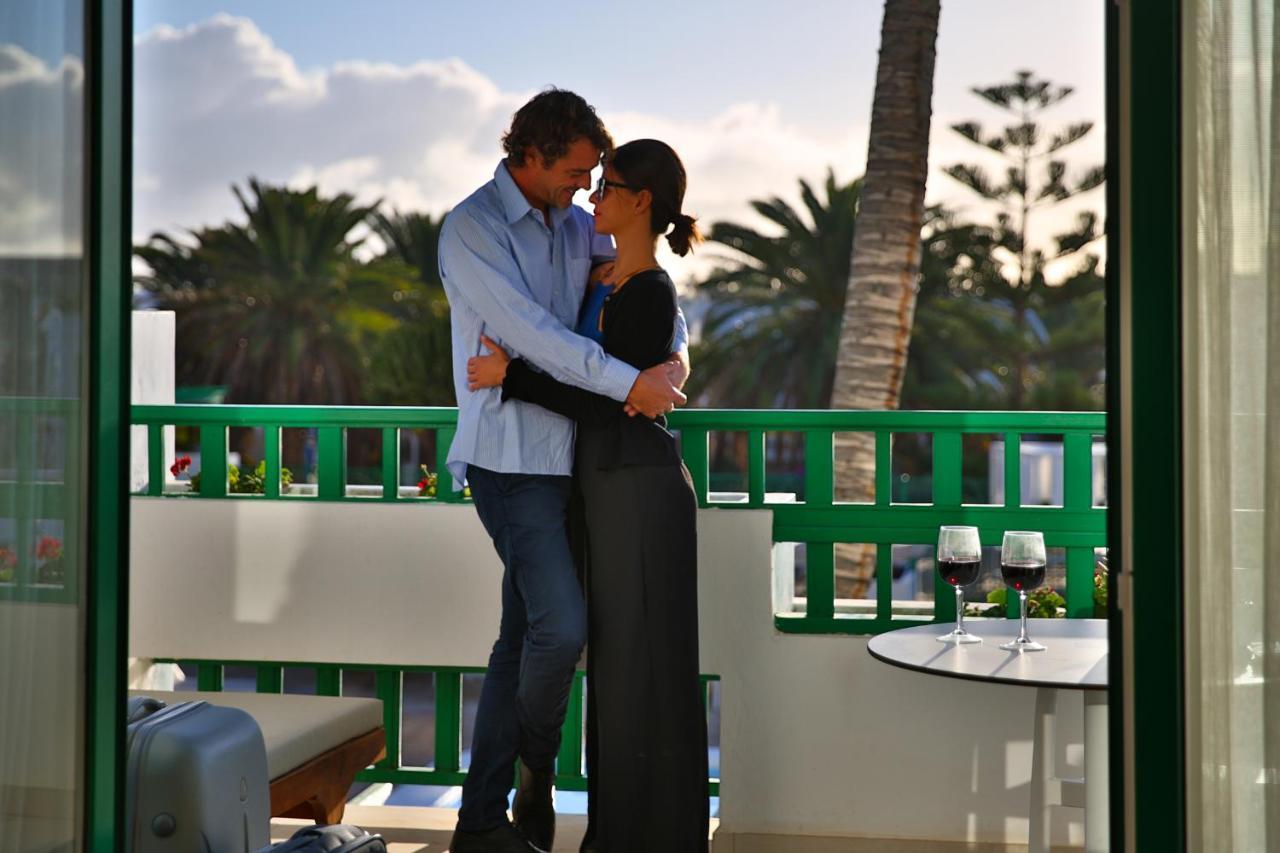 Nazaret Apartments Costa Teguise Exteriör bild