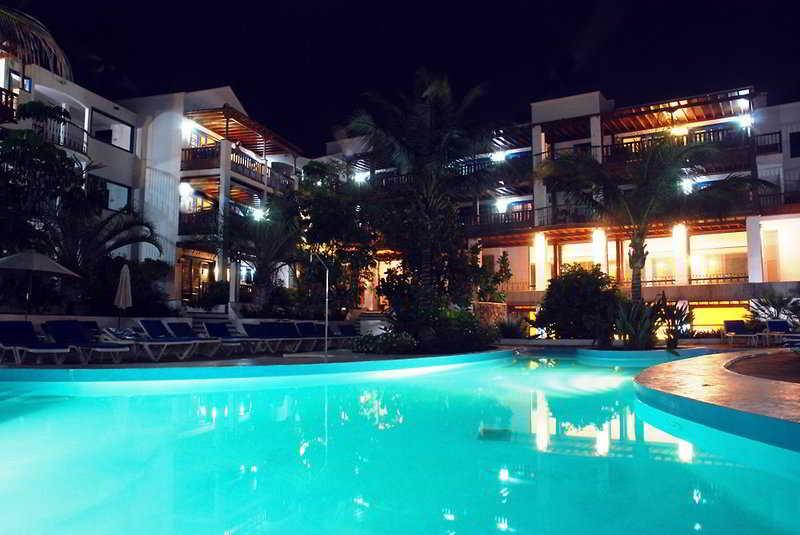Nazaret Apartments Costa Teguise Exteriör bild