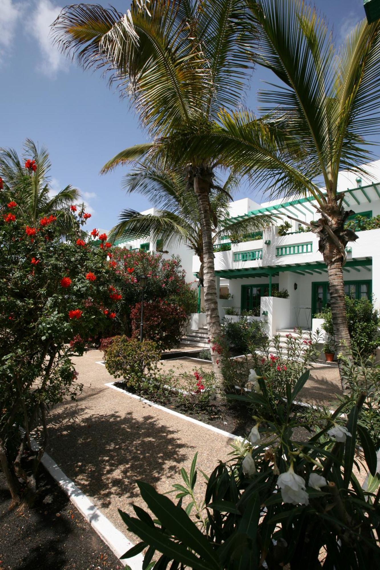 Nazaret Apartments Costa Teguise Exteriör bild