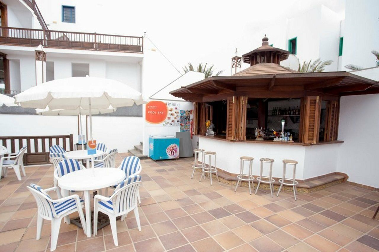 Nazaret Apartments Costa Teguise Exteriör bild