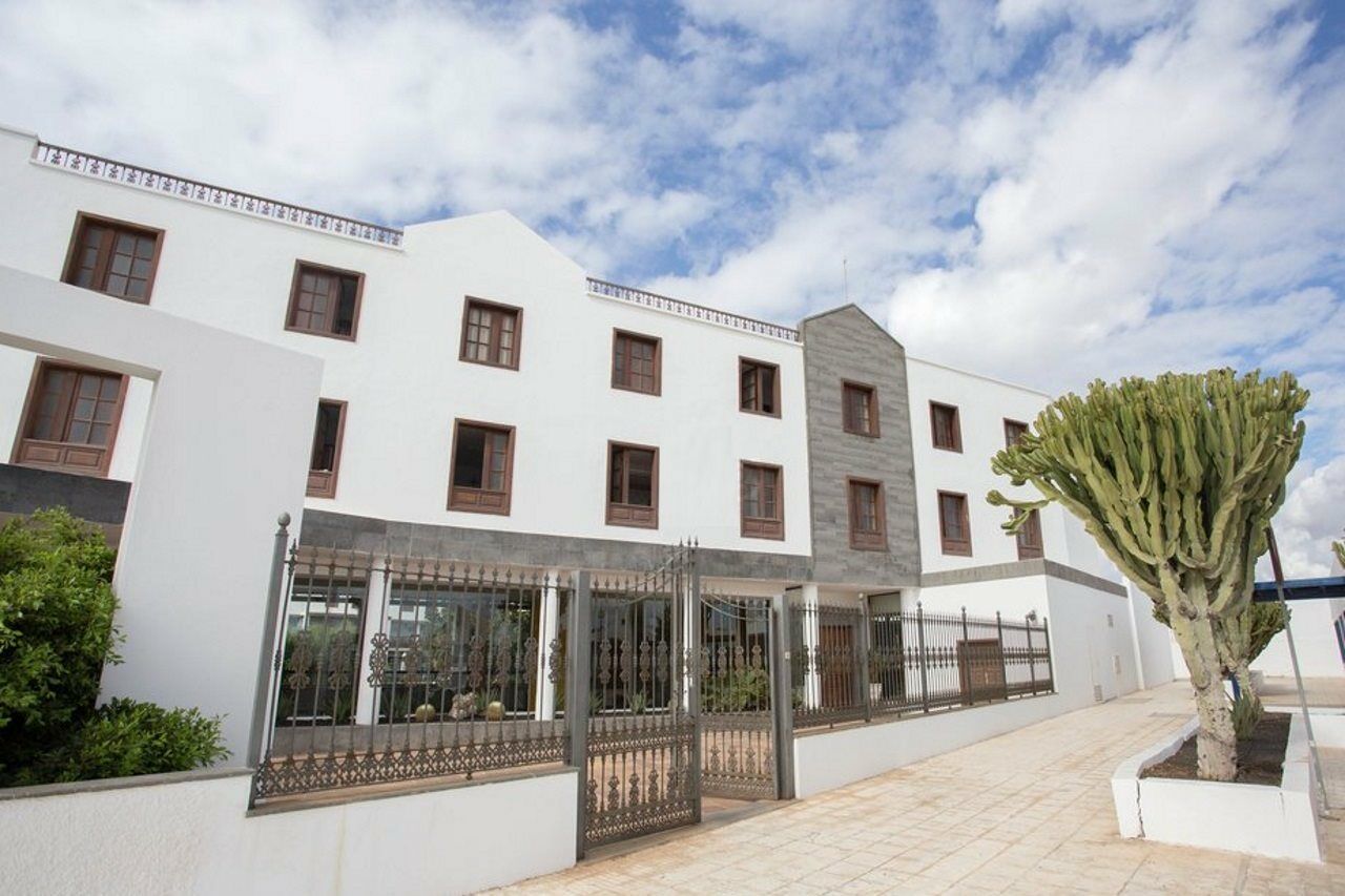 Nazaret Apartments Costa Teguise Exteriör bild